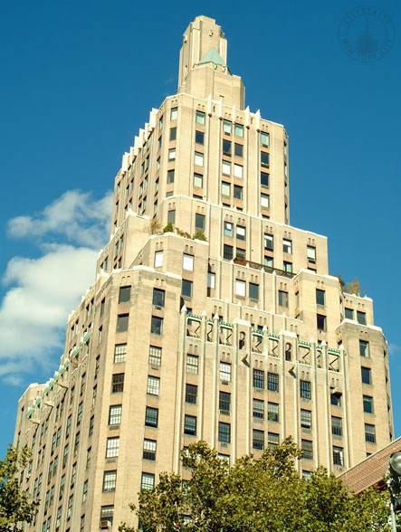 One Fifth Avenue by Candace Bushnell: Free Download and Borrow