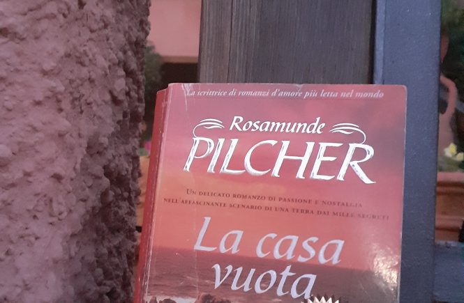 Rosamunde Pilcher riempie d’amore una casa vuota